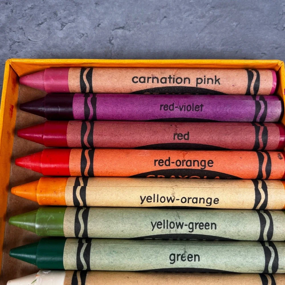 VTG 1940s-50s Crayola 16 Large Crayons No 336 Binney & Smith Different Brilliant